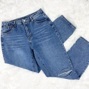 HIGH Waisted Distressed Mom Jeans Size Large